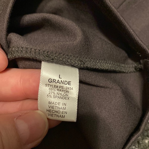 10 for $15 SALE ⭐️Dark gray fitted pencil skirt - Picture 3 of 6